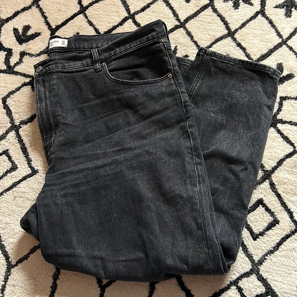 abercrombie mom jeans